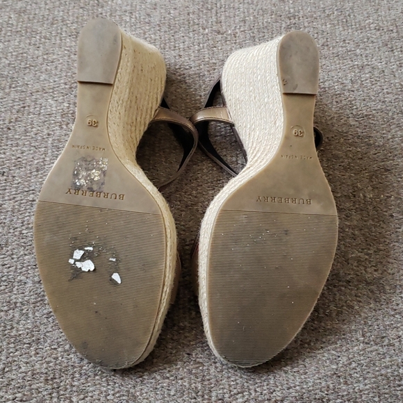 Burberry wedge heels - Picture 4 of 5